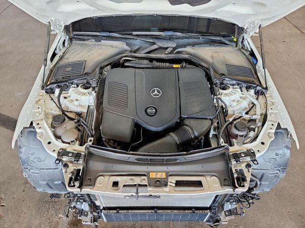 2024 MERCEDES-BENZ C C300