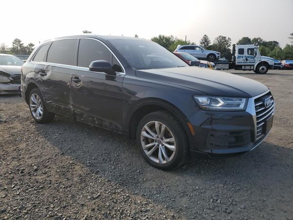 2017 AUDI Q7