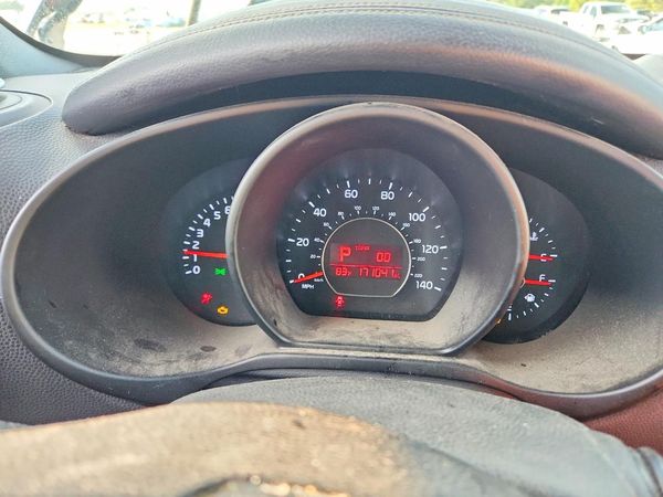 2014 KIA SOUL