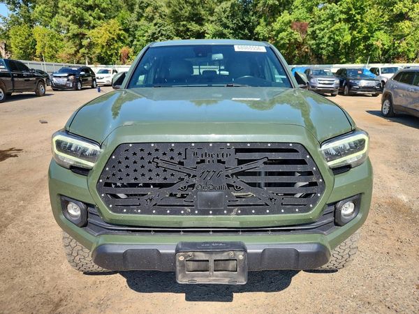 2021 TOYOTA TACOMA SR5 — Passenger 3/4