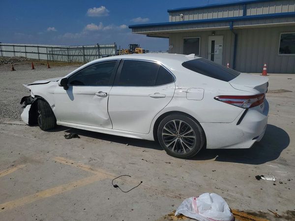 2020 TOYOTA CAMRY