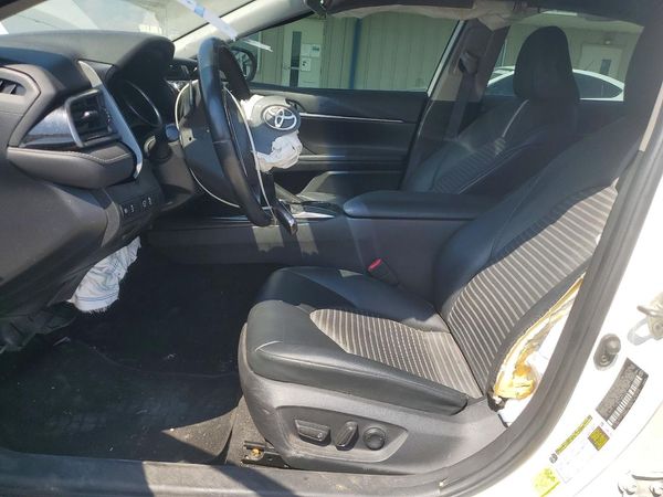 2020 TOYOTA CAMRY