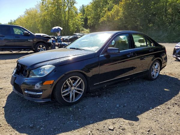 2012 MERCEDES-BENZ C
