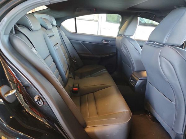 2025 LEXUS IS 350