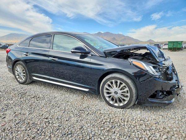 2015 HYUNDAI SONATA — Passenger 3/4