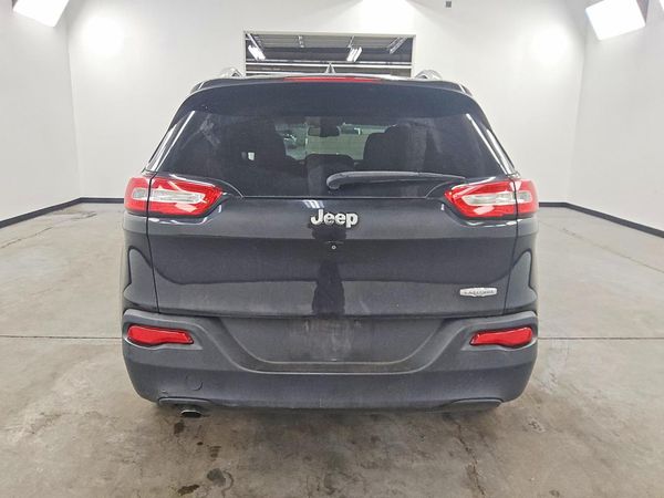 2015 JEEP CHEROKEE Latitude — DIRR
