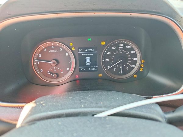 2019 HYUNDAI TUCSON SE