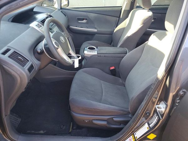 2014 TOYOTA PRIUS — DENT