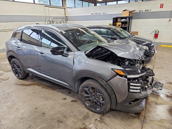 2026 NISSAN KICKS SR — Passenger 3/4