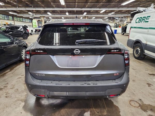 2026 NISSAN KICKS SR — DIRR