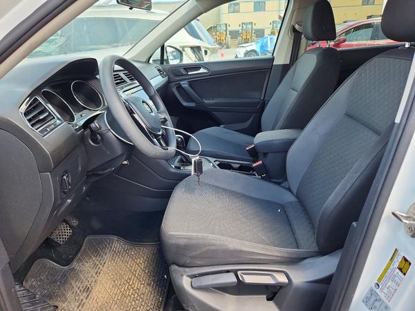 2019 VOLKSWAGEN TIGUAN S