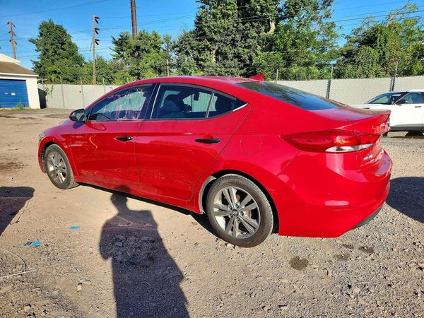 2017 HYUNDAI ELANTRA