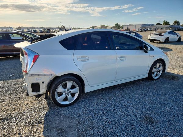 2012 TOYOTA PRIUS