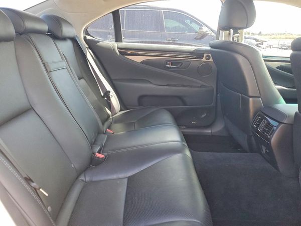 2014 LEXUS LS