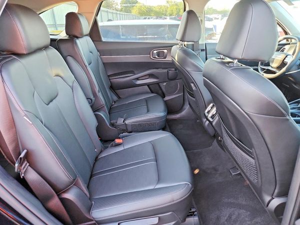 2026 KIA SORENTO EX; X-Line EX