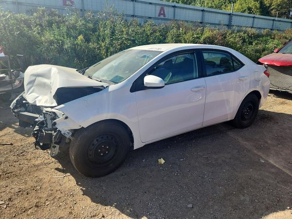 2018 TOYOTA COROLLA L/LE/SE/XLE/XSE — Front 3/4