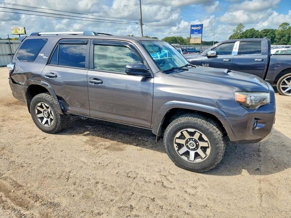 2018 TOYOTA 4RUNNER