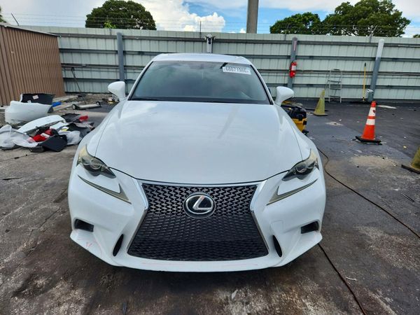 2015 LEXUS IS