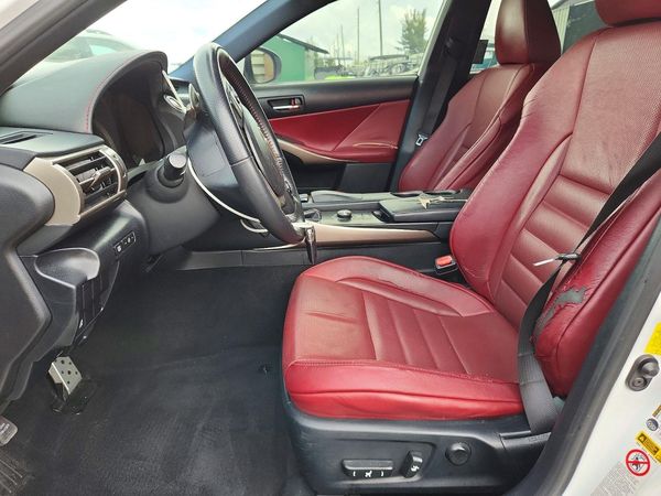 2015 LEXUS IS