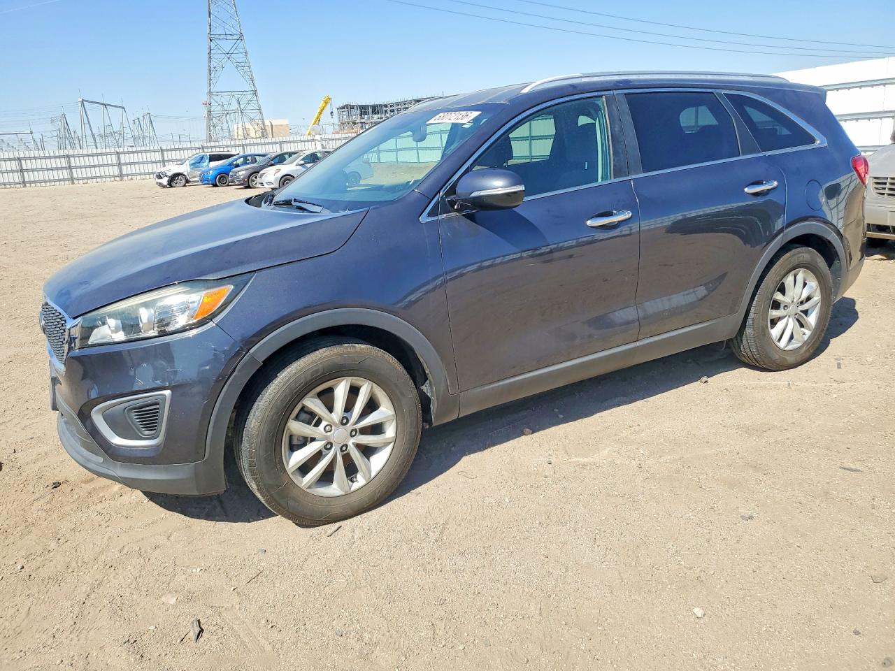 2017 KIA SORENTO L, LX — Front 3/4