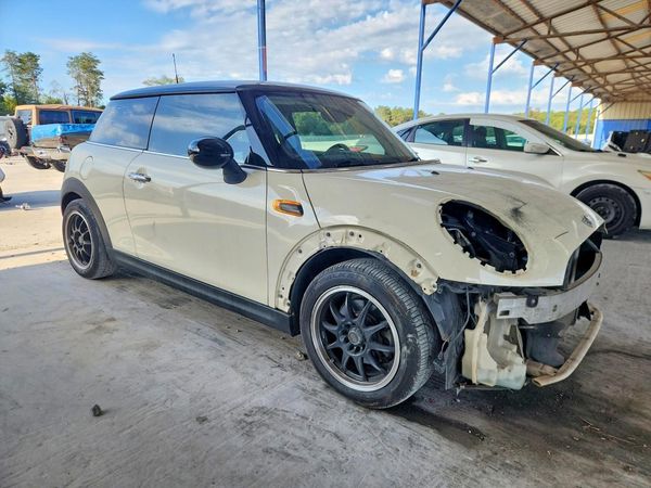 2015 MINI COOPER