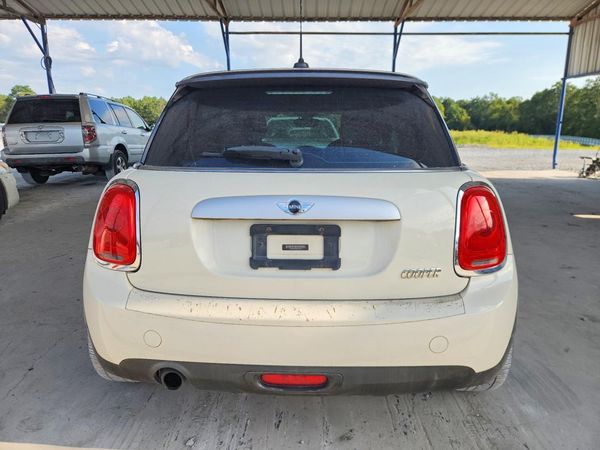 2015 MINI COOPER