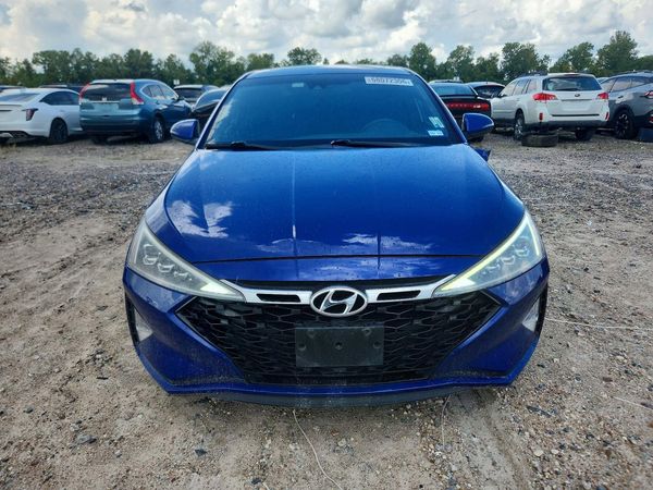 2020 HYUNDAI ELANTRA