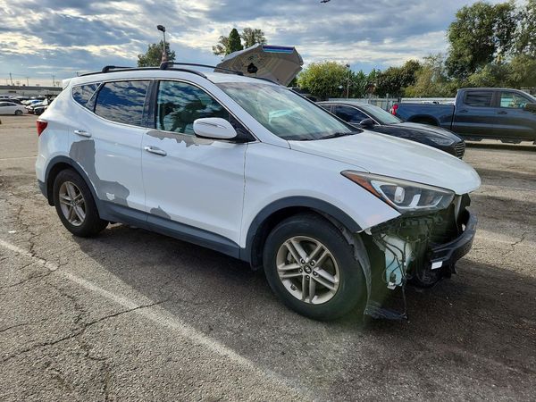 2018 HYUNDAI SANTA FE — Passenger 3/4