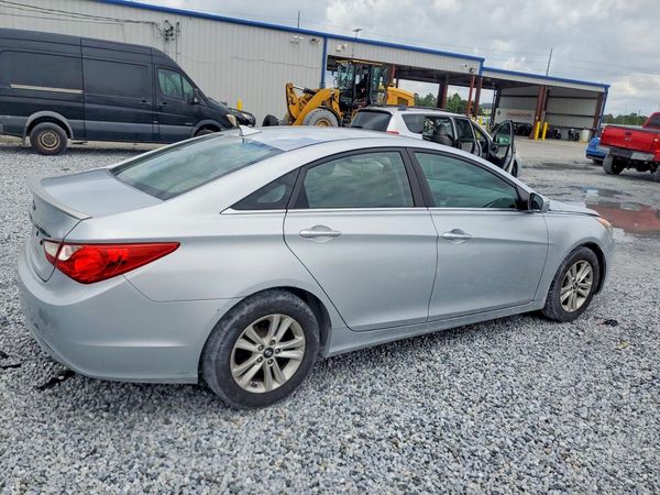 2013 HYUNDAI SONATA GLS/ GLS Popular
