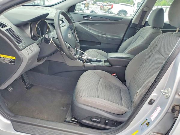 2013 HYUNDAI SONATA GLS/ GLS Popular