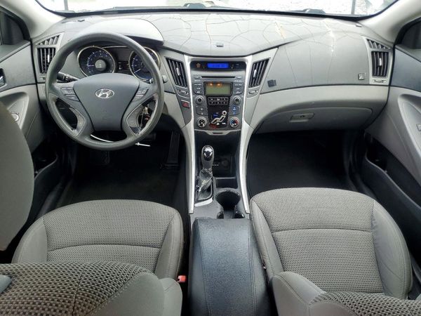 2013 HYUNDAI SONATA GLS/ GLS Popular