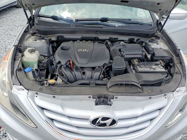2013 HYUNDAI SONATA GLS/ GLS Popular