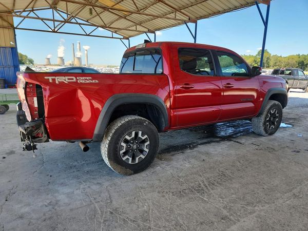 2017 TOYOTA TACOMA