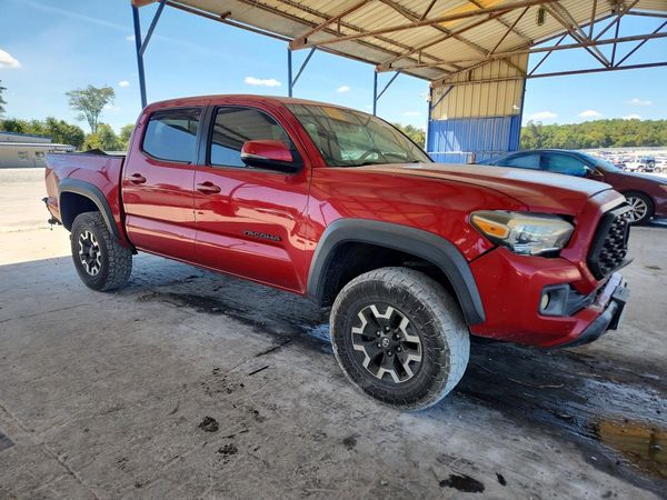 2017 TOYOTA TACOMA