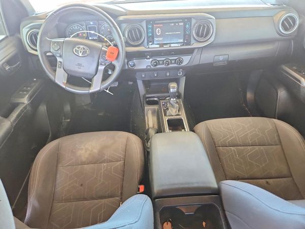 2017 TOYOTA TACOMA