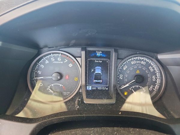 2017 TOYOTA TACOMA