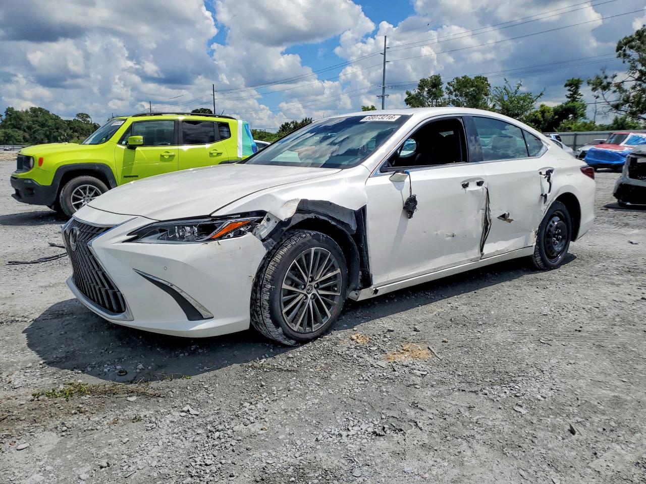 2024 LEXUS ES 250