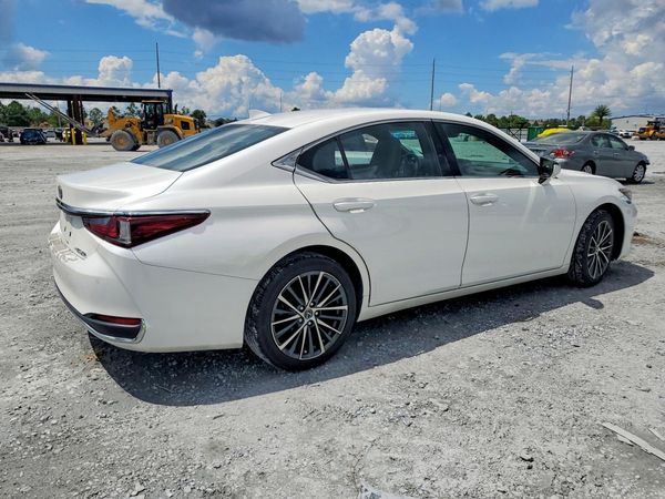 2024 LEXUS ES 250