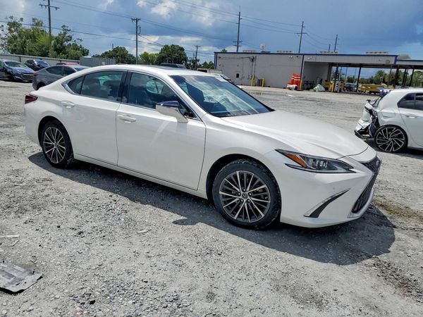 2024 LEXUS ES 250