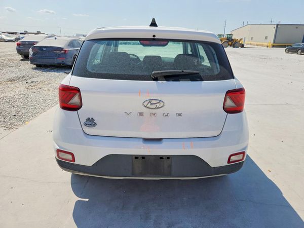 2021 HYUNDAI VENUE