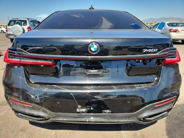 2020 BMW 740