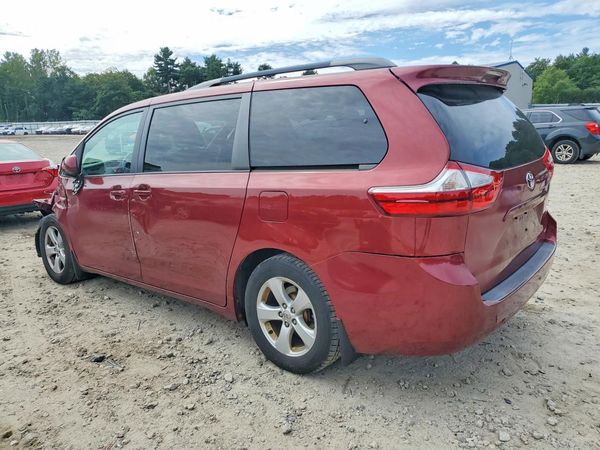 2015 TOYOTA SIENNA
