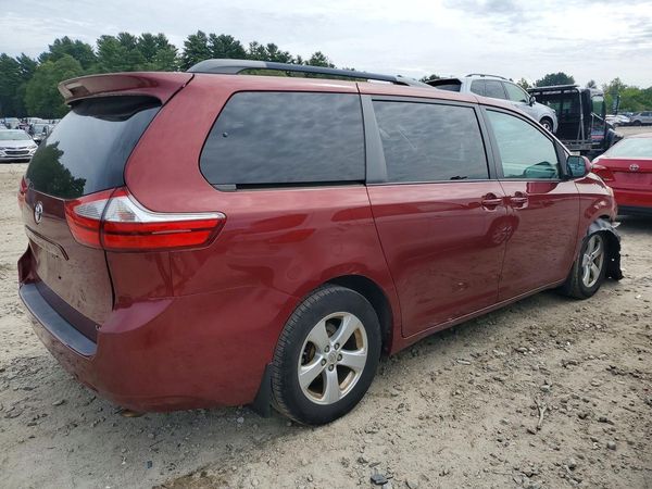 2015 TOYOTA SIENNA