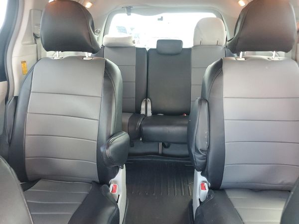 2014 TOYOTA SIENNA