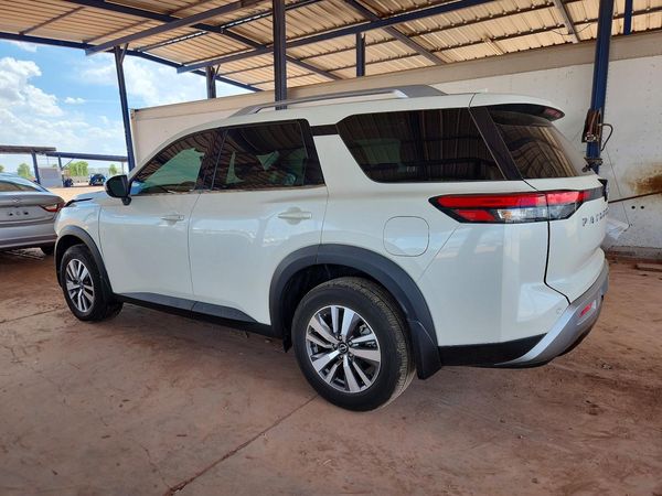 2023 NISSAN PATHFINDER