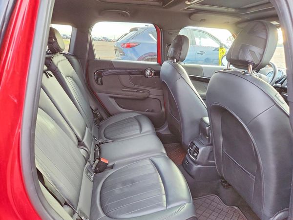 2019 MINI COOPER