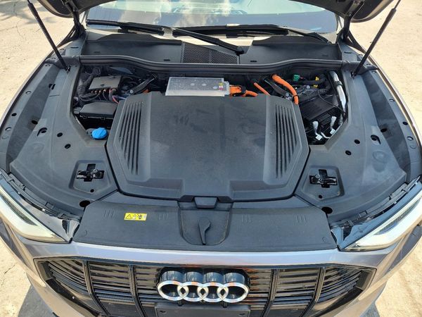 2021 AUDI E-TRON