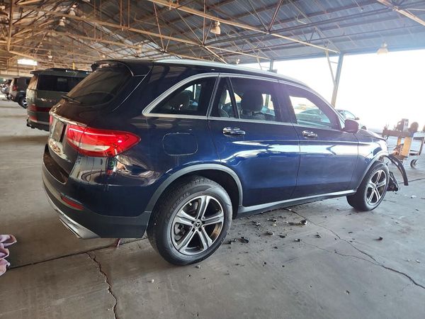 2019 MERCEDES-BENZ GLC GLC300