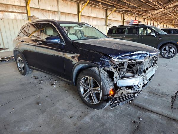 2019 MERCEDES-BENZ GLC GLC300
