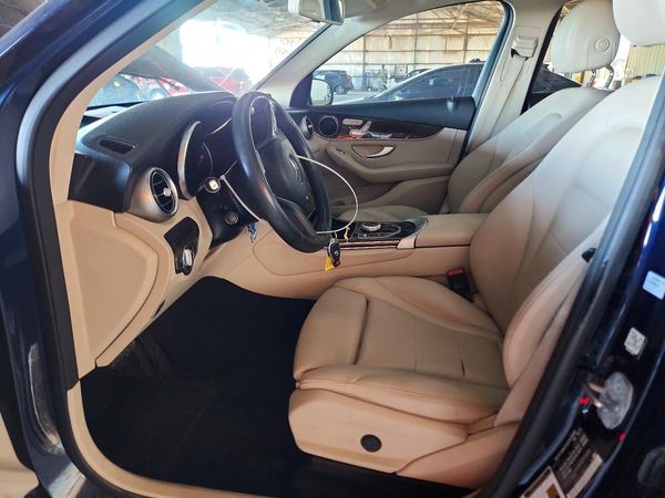 2019 MERCEDES-BENZ GLC GLC300